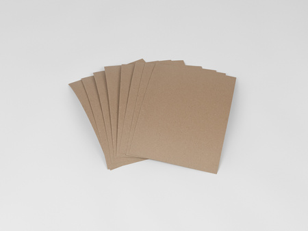 Przekładki z tektury litej 525–1405 × 400–1150 mm | 115–500 g/m² | brązowy